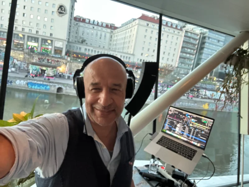 DJ "Sir John" - Bild 2